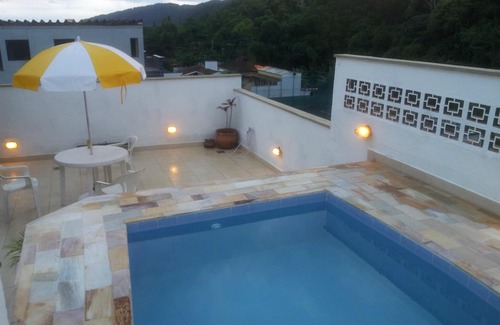 Guaiuba Apartment | Penthouse with two suites - Praia do Tombo 8 people