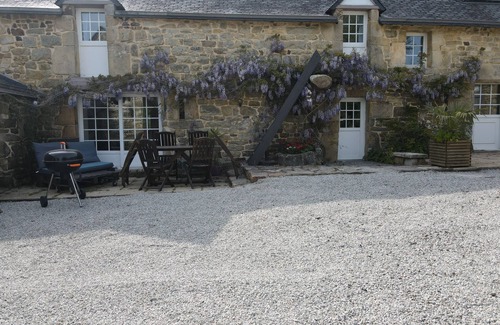 Crozon House | Penty Gwen in a listed 17th century Breton farmhouse for 4 people