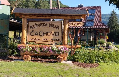 Banska Bystrica District House | Penzión Čachovo