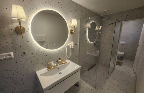 Nitra House | Penzión & Wellness Zoborská