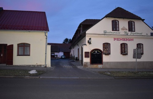 Stary Plzenec House | Penzion Na Jízdarne Starý Plzenec- Plzen - Room 5