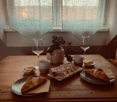 Mnisek pod Brdy Apartment | Penzion Patina House Barevný Svět