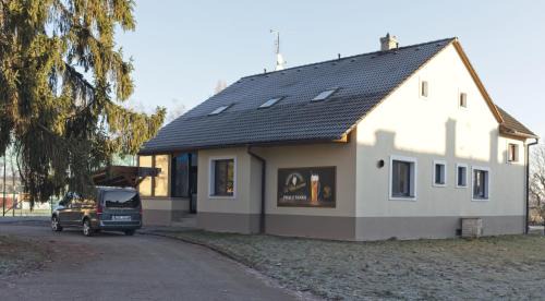Vyskov House | Penzion&Pizzerie U Massima