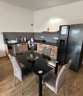 Ostrozska Nova Ves Apartment | PENZION SLOVÁCKO