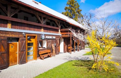 Trinec House | Penzion Tyra - Stáje