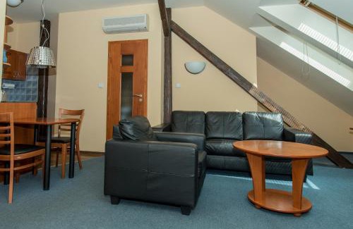 Pardubice House | Penzion Zelená Žába