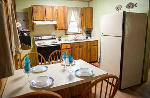 Hochatown Cabin | Perch Awhile- Broken Bow/Hochatown- 1bd