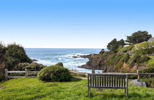 Mendocino House | Perched on the Bluff - Main Home & Studio Cottage