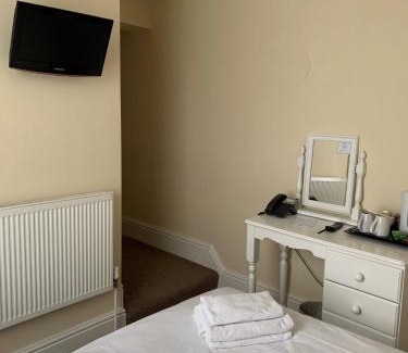 Canterbury House | Peregrine House