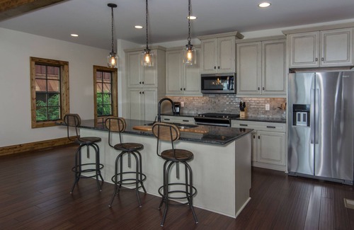 Elk Park Cabin | Peregrine's Perch- amazing views, hot tub, outdoor fireplace, Eagles Nest amenities