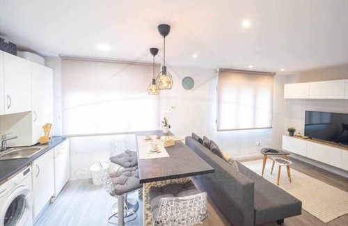 Distrito Llano Apartment | Perez Ayala Apartamento