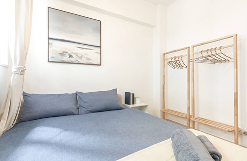 Sheung Wan Apartment | PERFECT 2BDR, 3beds SOHO hip hideout for foodies