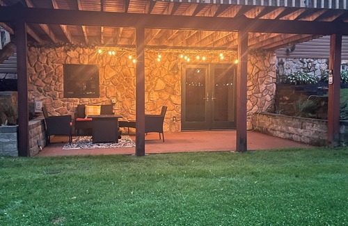 Tarentum House | Perfect Country Get Away for the 2025 US Open in Oakmont