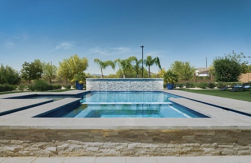 Desert View Village Villa | Perfect Family Escape! Resort Style Pool, Games & Basketball Court ★