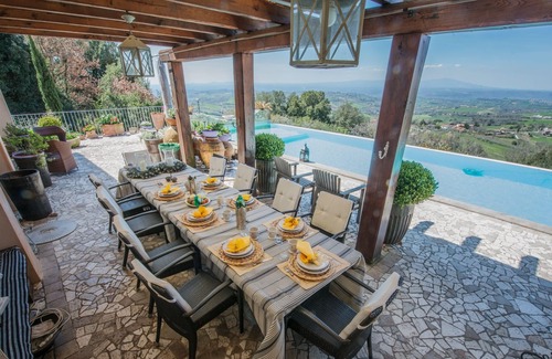 Calvi di Umbria Villa | Perfect Family Friendly with Magnificent Countryside Views for long stays