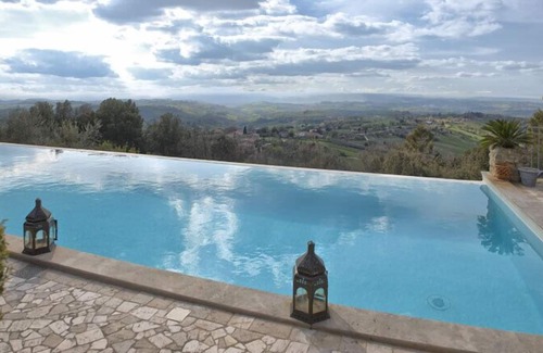 Calvi di Umbria Villa | Perfect Family Friendly with Magnificent Countryside Views for long stays