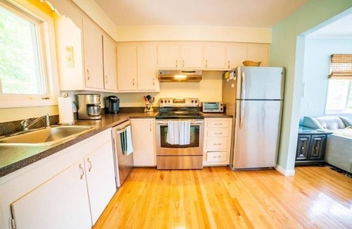 Bonnet Shores House | Perfect family rental steps to little beach and boat launch - Central A/C!