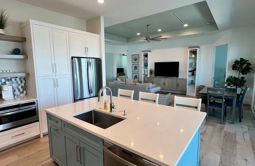 Saint James City House | PERFECT FAMILY GETAWAY - 3 Bedroom/2 1/2 Bath with 60' Boat Dock & Private Pool