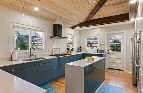 East Beach House | Perfect Family Beach Home With Pool, Bikes & More!