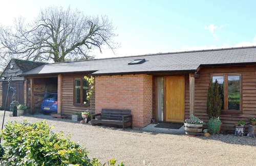 Bearsted Cottage | Perfect for a couple and offering wheelchair access.