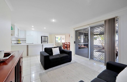 Bargara House | Perfect for entertaining