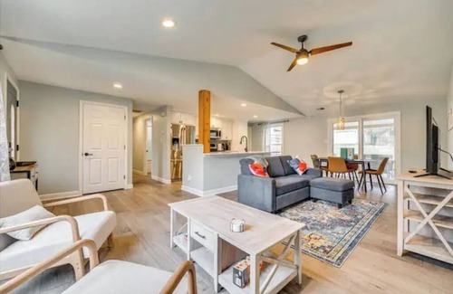 McAlpine House | Perfect for families, pets, events. Have your own slice of private quiet.