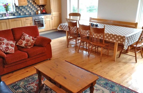 The Whitford House Hotel Apartment | Perfect for visiting beaches & Louisburgh