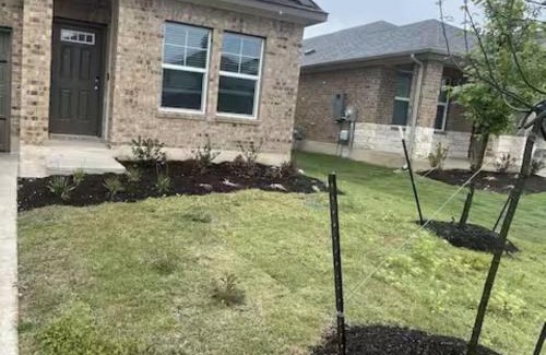 Manor House | Perfect getaway with easy access to downtown 1 Room