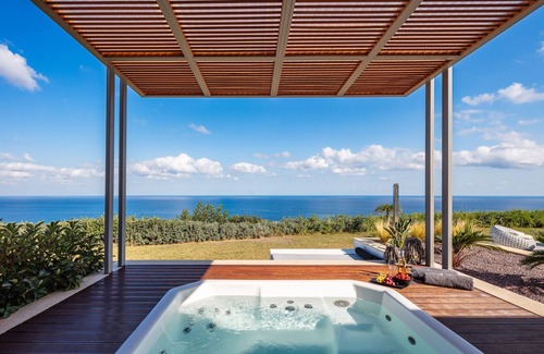 Atsipópoulon Villa | Perfect Hideaway for Families & Unmatched Sunsets
