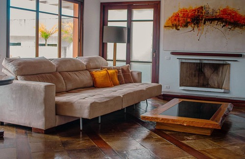 Jose Bonifacio House | Perfect house for your accommodation