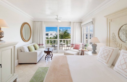 Grace Bay Hotel | Perfect Island Getaway with Pool, Gourmet Dining, and Oceanfront Views