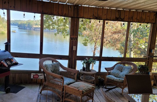 Penrod Cabin | Perfect Lake Malone Get away with a beautiful Lake view