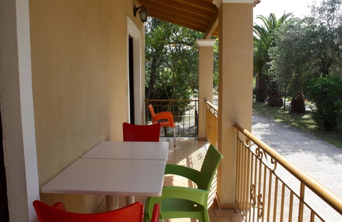 Kavos Apartment | Perfect located holiday apartment | directly at the sea | own beach access | Wif