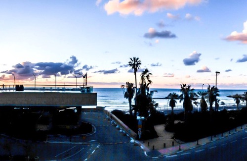 Tel Aviv Promenade Apartment | Perfect location with panoramic sea view facing Gordon Beach