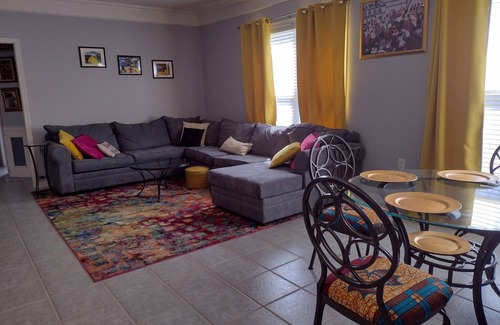 Fredericksburg House | Perfect location for traveling nurses, close to 3 major hospitals