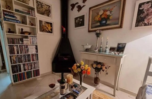 Capivari Apartment | Perfect loft with fireplace in the center of Campos