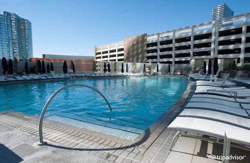 Las Vegas Strip Apartment | Perfect! Lux 1BR Suite at Vdara-15