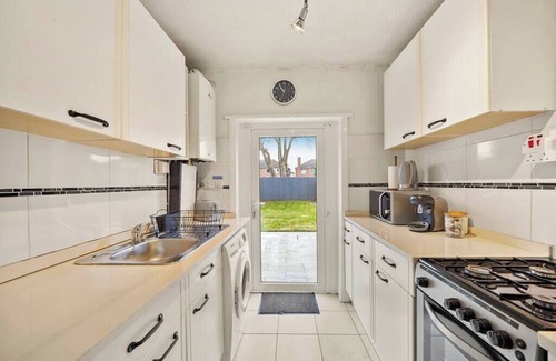 Patchway Apartment | -Perfect match for business, corporate, contractors or relocation services-