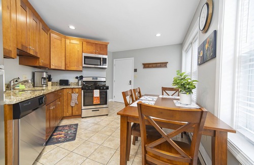 North End Apartment | Perfect North End Studio