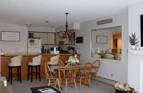 Ludlow Condo | Perfect Okemo Ski Location! Winterplace 3 Bedroom Condo- Short Walk to Slopes!