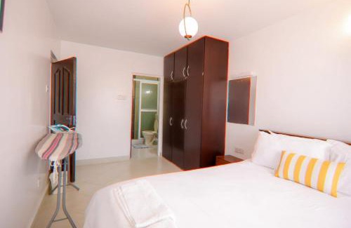 Hospital Apartment | Perfect palm Condos-J12