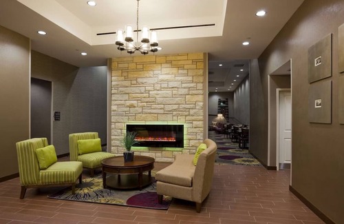 Kutzky Park Hotel | Perfect Place to Unwind! Pool Access, Pets Allowed!