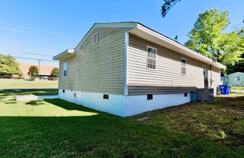 Historic Oakwood House | Perfect Private Getaway Near Downtown Raleigh!