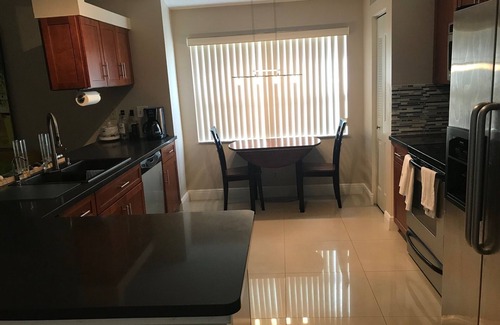 Boynton Beach House | PERFECT RELAXING GETAWAY FOR COUPLE OR SMALL GROUP
