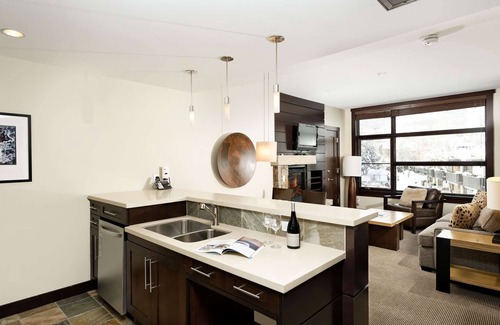 Snowmass Village Condo | Perfect Snowmass Getaway! Spacious Balcony with Views, A/C, Hot Tub, Gas FP & Parking