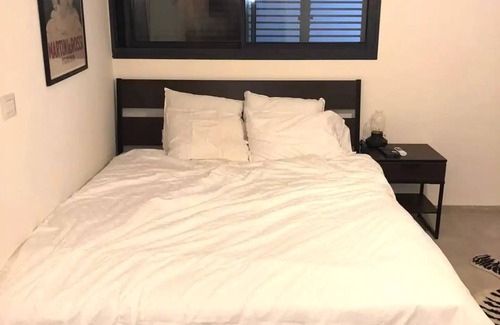 Ramat Yishai Apartment | Perfect spot for single or couple in Ramat Yishay