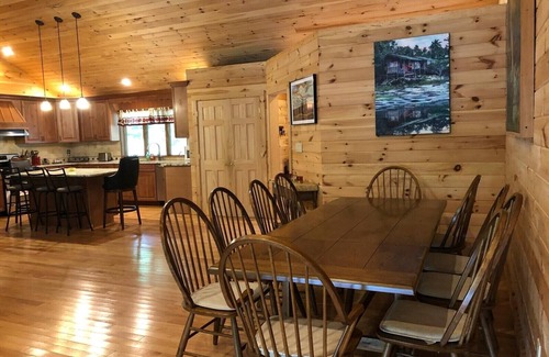 Greenfield Park Cabin | Perfect Summer/Fall Getaway with Amazing Fireplace for Gathering/Relaxation.