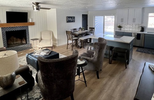 Logan House | Perfectly located home in Logan Utah. Minutes from USU and next to Logan Canyon!