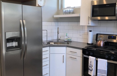 University Heights House | Perfectly located, Modern, custom built casita w/AC & rooftop igloo sunset deck