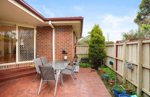 Ringwood House | Perfectly Located Townhouse in heart of Ringwood
